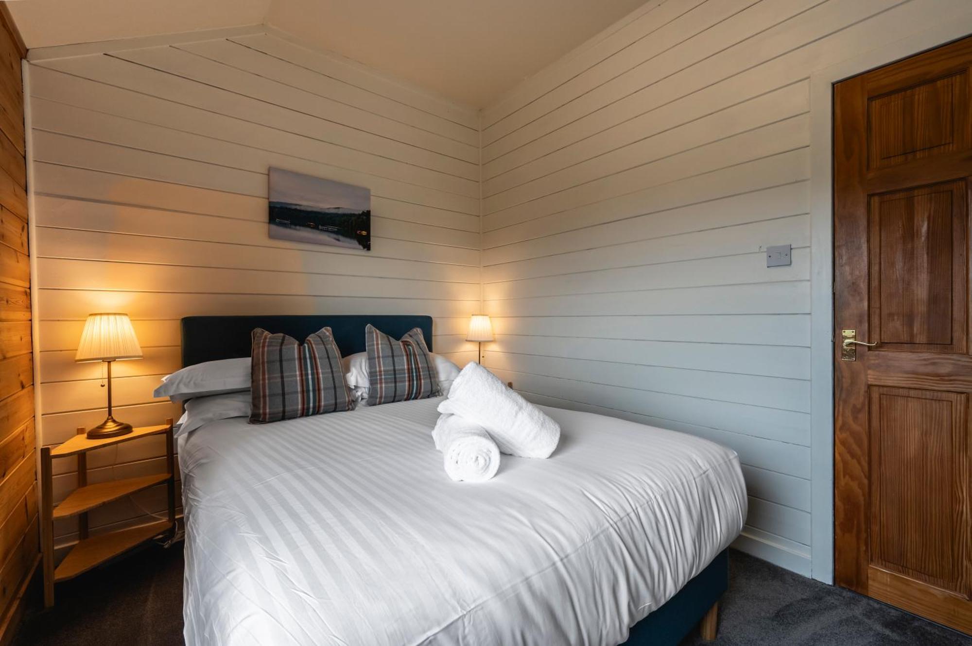 Kinnaird Woodland Lodges Pitlochry Exterior foto
