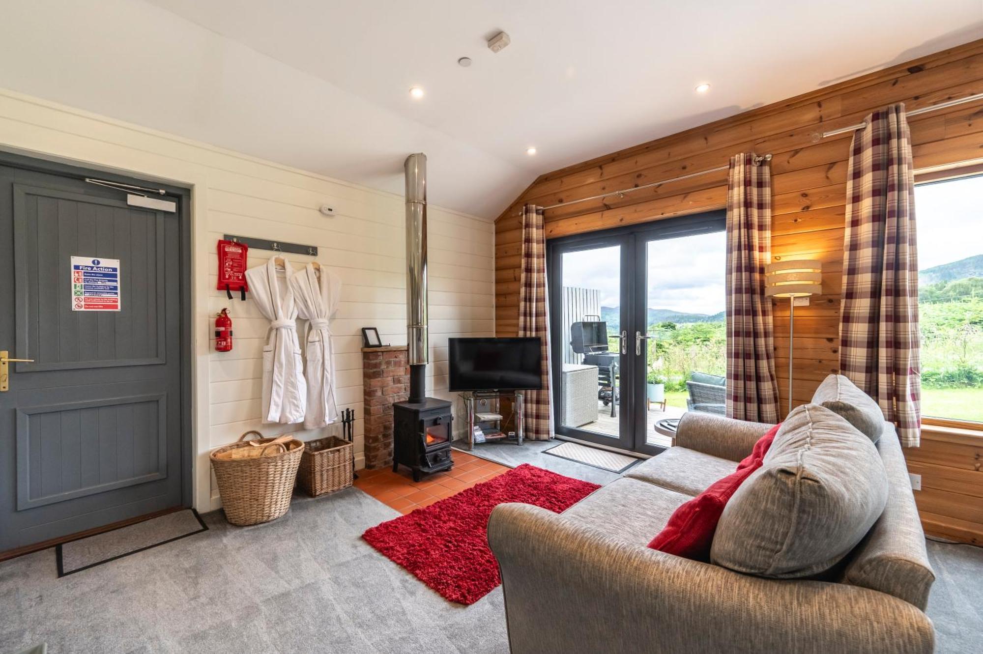 Kinnaird Woodland Lodges Pitlochry Exterior foto